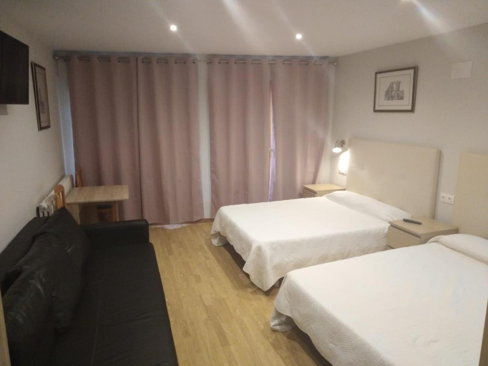 Hostal Alcazaba Teruel Room photo